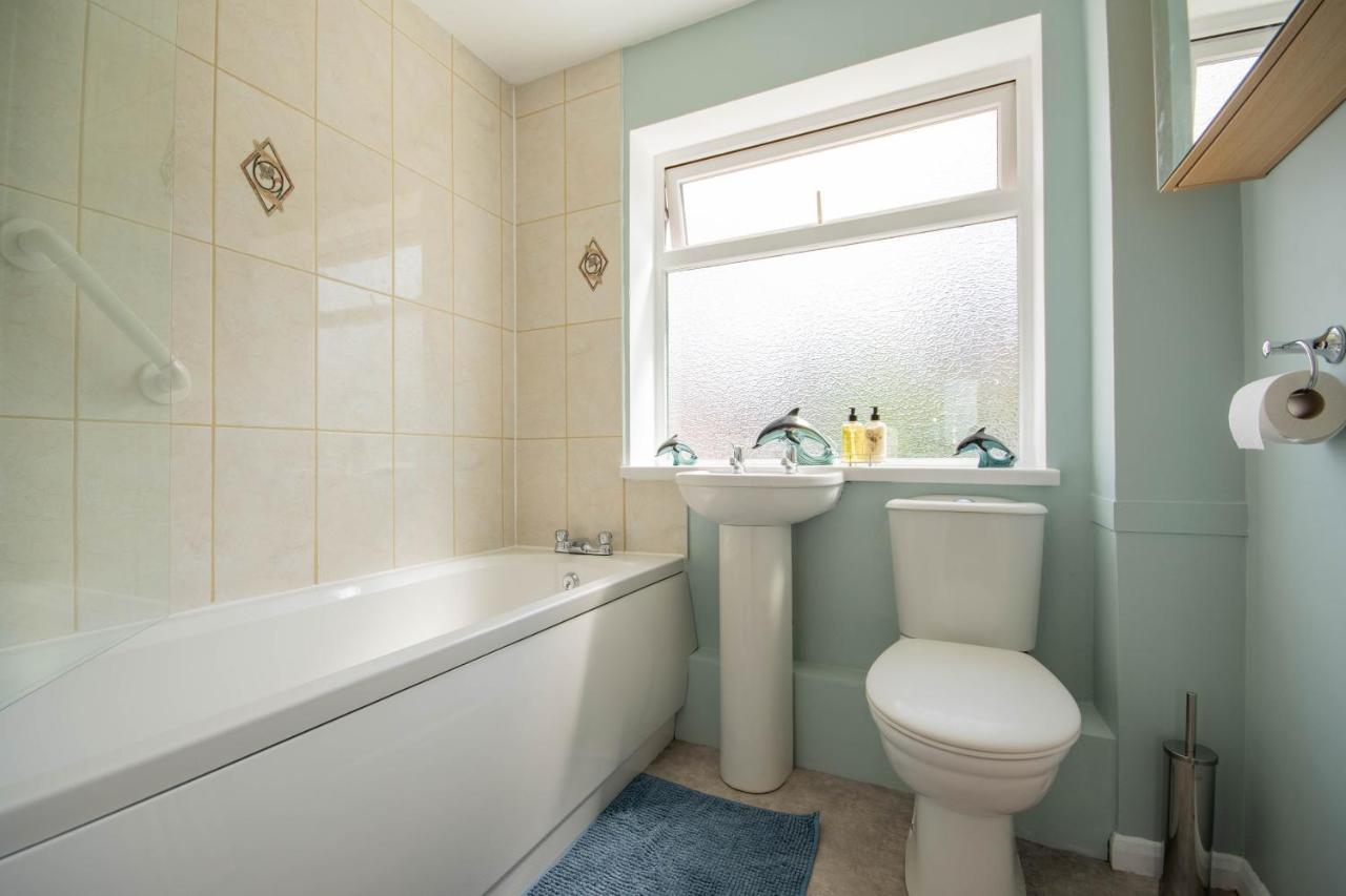 3-bedroom House With Garden, Conservatory, In Centre Of * Worcester