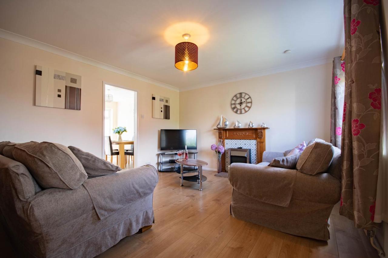 Holiday home 3-bedroom House With Garden, Conservatory, In Centre Of