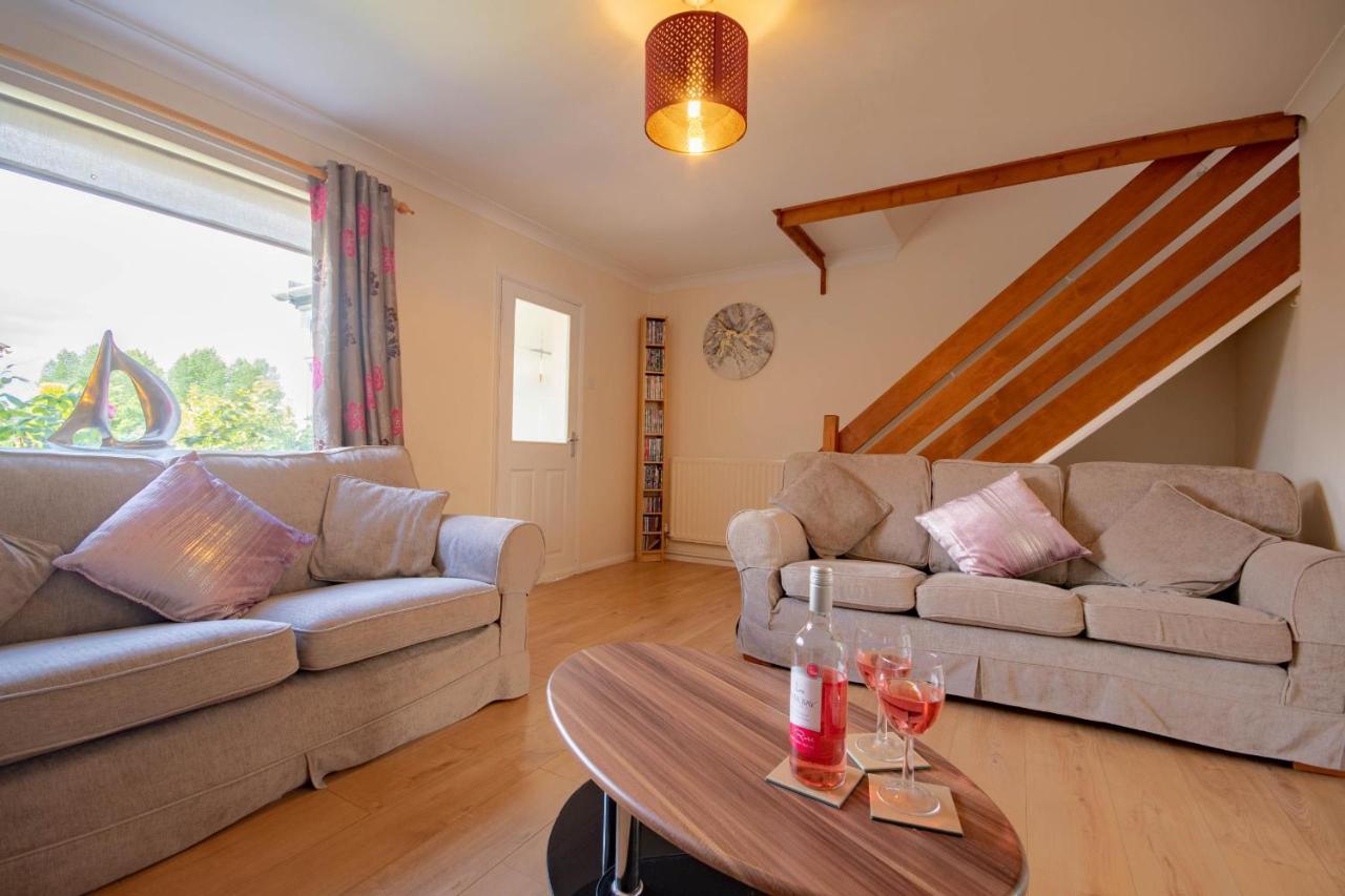 Holiday home 3-bedroom House With Garden, Conservatory, In Centre Of